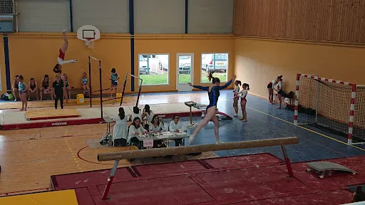 Centre sportif Léo Lagrange à Riorges