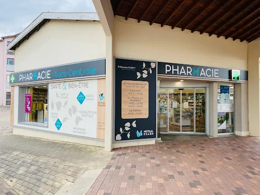 Pharmacie Place Centrale à Riorges
